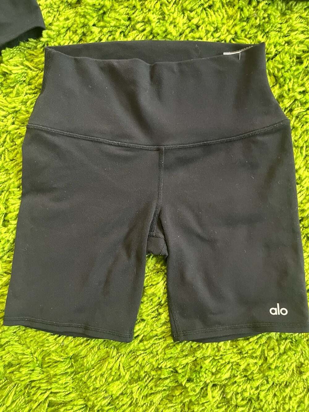 Alo Yoga Airbrush High-Rise Biker Shorts Black Size S